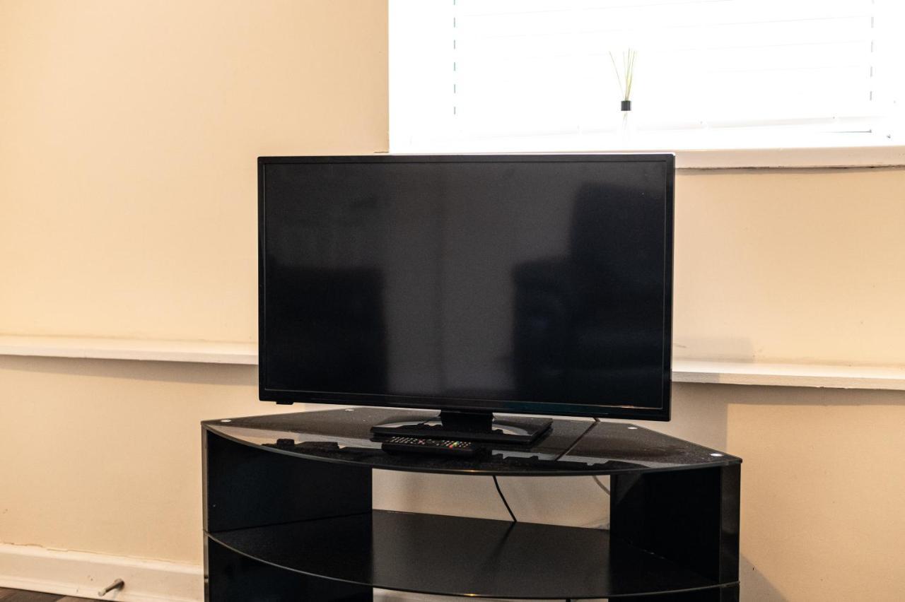 Apartment Perfect Location With Parking - Jersey House - Tv In Every Bedroom! *